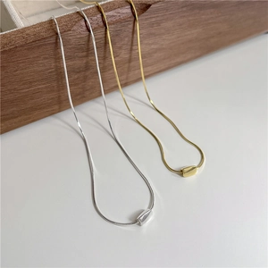 925 Sterling Silver Snake Chain Necklace For Women Japanese Minimalist Twisted Square Bean Pendant Temperament Clavicle Chain Jewelry