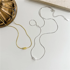 Minimalist S925 sterling silver snake chain necklace with gold cylindrical pendant