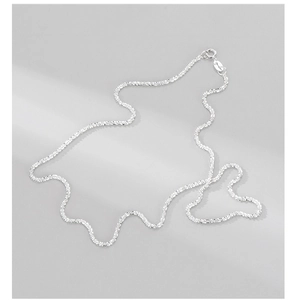 Detailed view of the S925 sterling silver chain with lobster clasp and hallmark