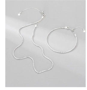 Detail von S925 Sterlingsilber Halskette und Armband mit Sternanhänger und verstellbarem Verschluss