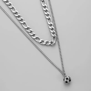 Ensemble de colliers à double épaisseur avec pendentif football et chaîne Figaro pour homme