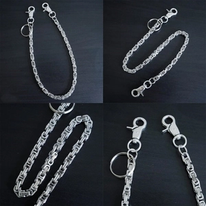 Detail of 50cm Byzantine punk pants chain with lobster clasps and key ring