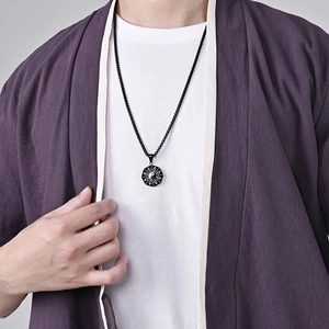 Collar con colgante octagonal vintage Tai Chi Yin Yang con cadena de bolas negra