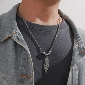 Collana con Ciondolo a Piuma in Acciaio Inossidabile da Uomo Hip Hop Street Style Catena a Scatola Lunga per Gioielli da Uomo