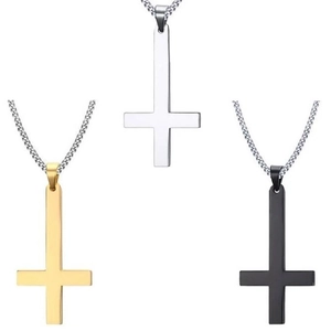 Collier pendentif croix inversée en acier inoxydable pour homme en or, argent et noir