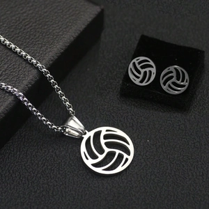 Set minimalista in acciaio inossidabile con collana a pallavolo e orecchini a lobo