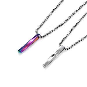 Minimalistische gedrehte Stabanhänger-Halsketten aus Edelstahl in Regenbogen und Silber