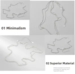 Détail du collier à trois rangs en argent fin S925 montrant le fermoir mousqueton