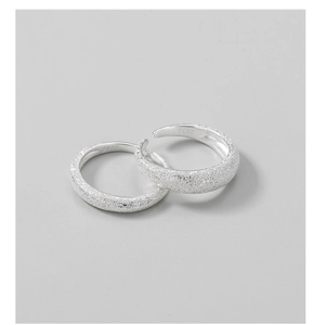 Close-up of S925 sterling silver ring showing the inner metal hallmark and matte texture