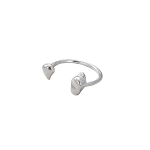 Minimalist S925 sterling silver open ring with polished heart-shaped ornaments on white base
