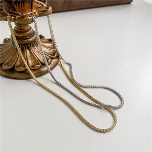 Elegante S925 Sterlingsilber Tennis-Halskette mit Zirkonia-Besatz in Gold- und Silberoptik