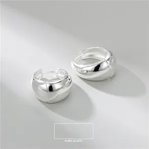 Minimalist S925 sterling silver hoop earrings with a thick polished finish design