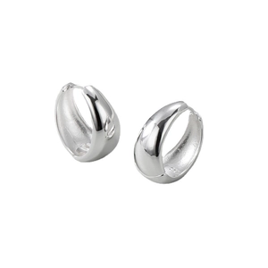 Polished S925 sterling silver chunky hoop earrings with a minimalist glossy finish