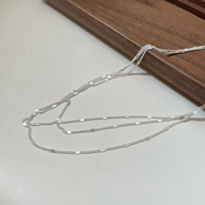 Three-layer S925 sterling silver layered necklace with dainty lace sequin chain design