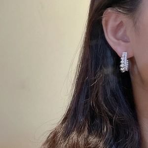 S925 sterling silver beaded stud earrings with double layered gradient ball design