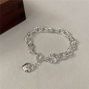 Bracciale con Pendente a Cuore in Argento Sterling 925 da Donna Catena Grossa con Texture Martellata Gioielli Minimalisti Artistici Retro