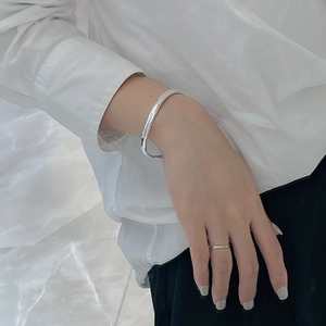 Minimalist S925 sterling silver wave bracelet and matching ring set for women