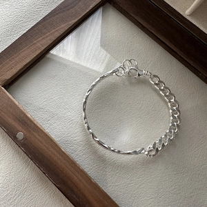 S925 sterling silver cuff bracelet with hammer texture and cuban chain link design