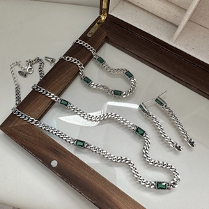 S925 sterling silver jewelry set with Cuban link chain and emerald green zircon accents