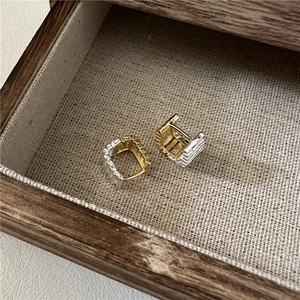 Orecchini a cerchio quadrati in argento S925 bicolore con castoni in pietre di zircone