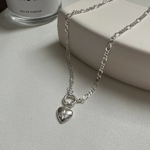 S925 sterling silver Figaro heart necklace with starburst engraving and OT toggle clasp