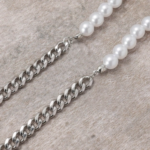 Parure collier hip hop en maille gourmette argentée et perles blanches pour hommes