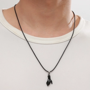 Collier hip-hop avec pendentif magnétique poignée de main noire pour couple