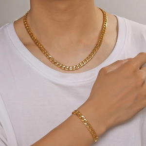 Gepolijste gouden roestvrijstalen Cubaanse schakelketting en armband set voor heren