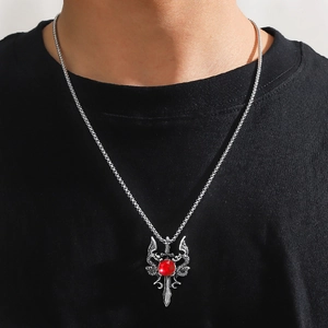 Halskette mit Doppeldrachen, Schwertkreuz-Anhänger und rotem Edelstein für Herren