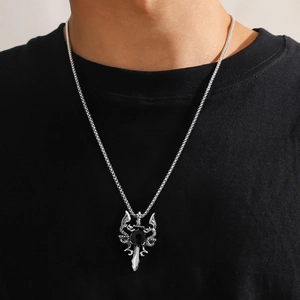 Gothic Silberne Schwertkette mit Zwillingsdrachen-Design und rotem Rubin-Inlay