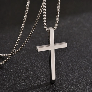 Collana con Ciondolo a Croce in Acciaio al Titanio Hip Hop per Uomo Donna Gioielli Geometrici Minimalisti in Acciaio Inossidabile