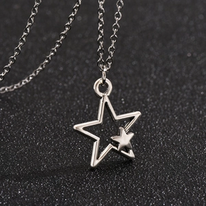 Trendige Doppelstern Anhänger Halskette Für Damen Herren Legierung Versilbert Hohle Solide Sterne Schlüsselbein Kette Minimalistischer Modeschmuck Geschenk