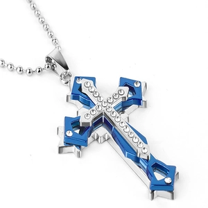Pendentif croix multicouche bleu et argent avec strass et chaîne à billes en métal