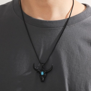 Collier tête de taureau rétro avec pendentif turquoise bleue sur chaîne à billes noire