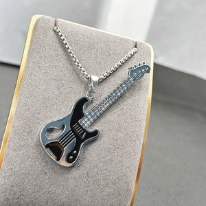 Punk Rock E-Gitarre Anhänger Halskette Für Herren Damen Hip Hop Musik Schmuck Legierung Box Kette Musikinstrument Schmuck