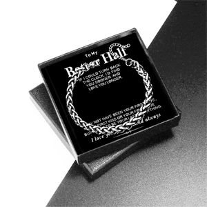 Silbernes Gliederarmband in schwarzer Geschenkbox mit einer emotionalen Grußkarte