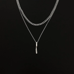 Collier double rangée argenté minimaliste avec pendentif barre torsadée pour hommes et femmes