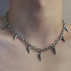 Punk Titanstahl Spike Anhänger Halskette Für Herren Damen Gothik Rock Geometrische Kegel Quaste Schlüsselbein Kette Hip Hop Schmuck