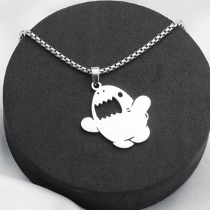 Collier Pendentif Tigre Monstre Requin de Dessin Animé en Acier Inoxydable pour Halloween Bijoux Créatifs Unisexes