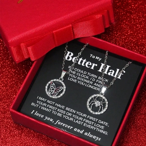 Collier Pendentif Papillon Araignée en Acier Inoxydable Strass Bijoux Style Cool Avec Boîte Cadeau Carte pour Femmes Couples