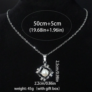Vue détaillée du collier perle tournesol avec chaîne 50+5cm sur buste de bijoux