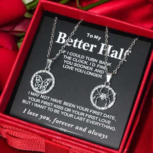 Coffret cadeau collier araignée papillon argenté romantique pour couples et boîte rose
