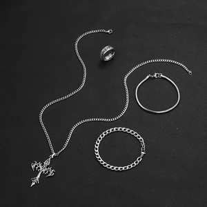 Set gioielli punk in acciaio inossidabile argento con ciondolo a croce e catene