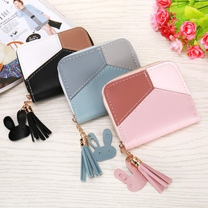 Portefeuille Court en Cuir PU pour Femmes Patchwork Porte-monnaie à Fermeture Éclair Avec Gland Pendentif Lapin Porte-cartes Mode