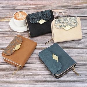 Women Short PU Leather Wallet Leaf Print Color Block Small Zip Coin Purse Card Holder With Metal Leaf Buckle Fashion Purse