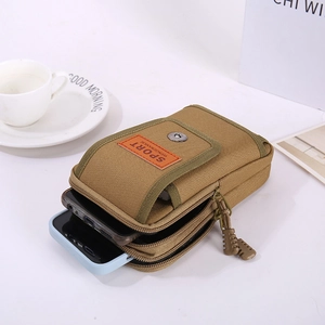 Pochette de ceinture tactique kaki avec double zip contenant deux smartphones