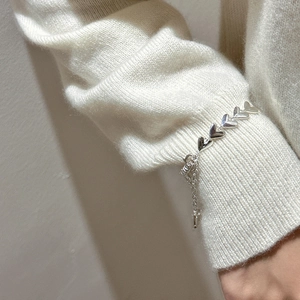 Elegant S925 sterling silver heart-shaped link bracelet for women with extension chain