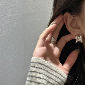 S925 sterling silver curved chunky earrings and ring with minimalist polished finish