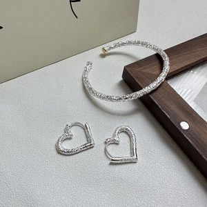 Retro S925 silver cuff bracelet and heart earrings set with vintage scroll carvings
