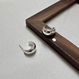 925 Sterling Silver Curved Polished Stud Earrings For Women Retro Minimalist Geometric Beaded Edge Earring Chic Jewelry